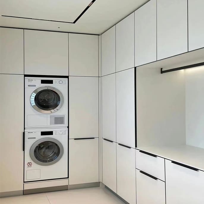 how deep should a laundry room be